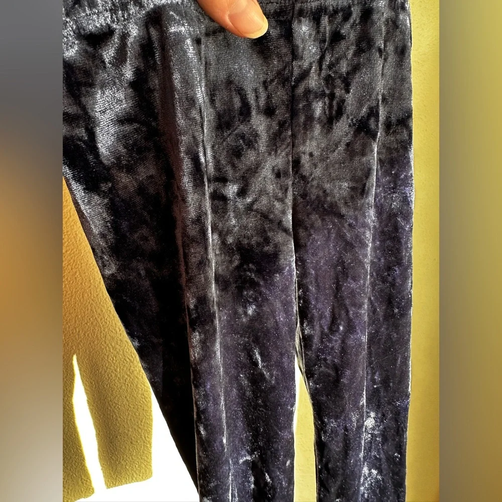 Oshkosh 5T velour pants